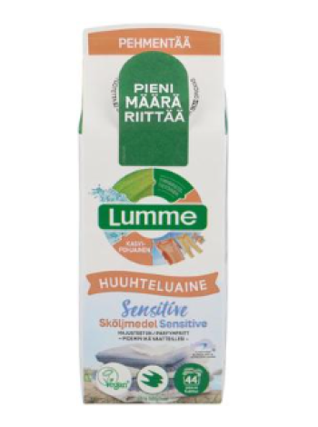 Кондиционер для белья Lumme Fabric Softener Sensitive 750 мл