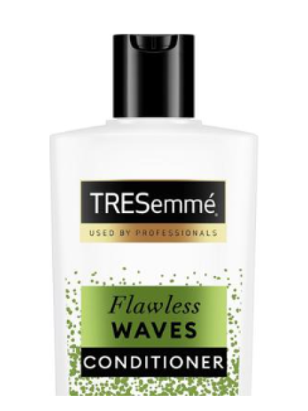 Кондиционер TRESemmé Flawless Waves Professional Quality 400 мл